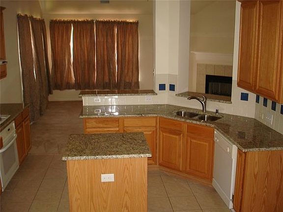 2nd image of 2416 Brycewood Ln