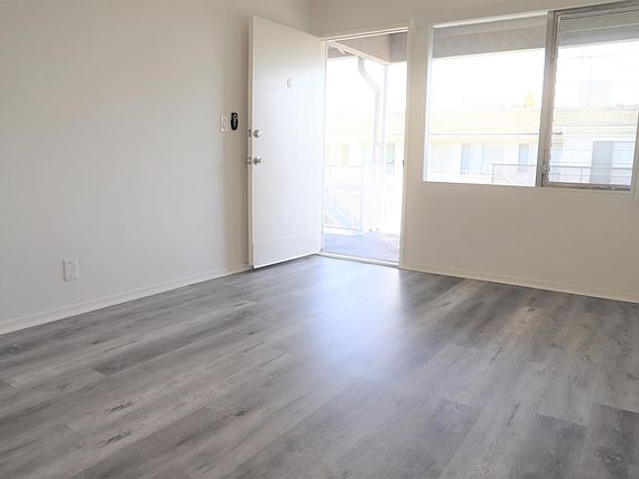 4th image of 1720 Butler Ave APT 7