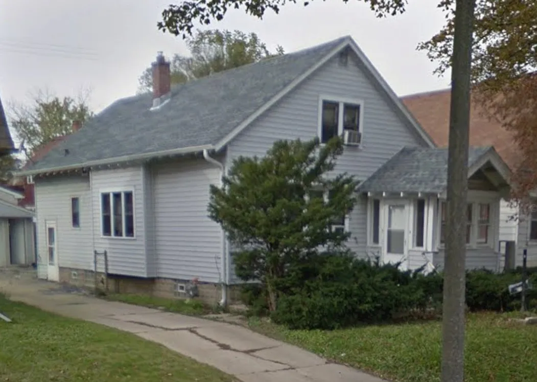 3 bed, $1,650 — Photo 1