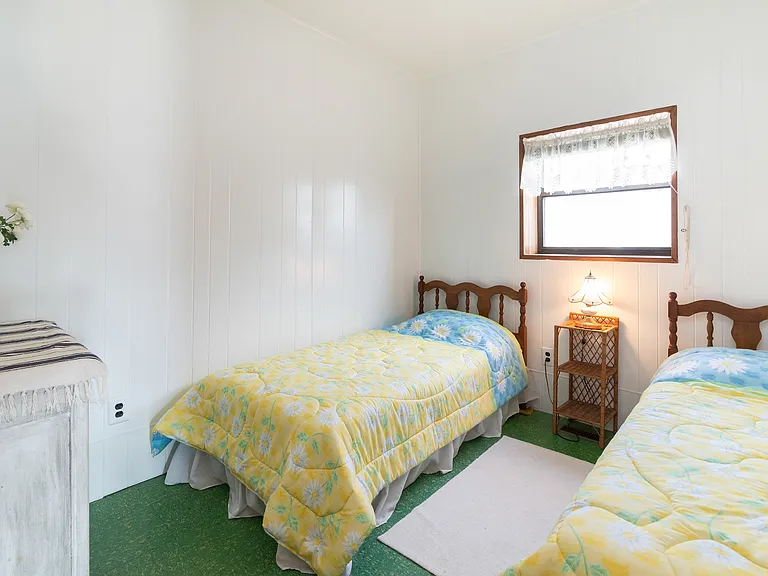 9 Shore Rd — Photo 11