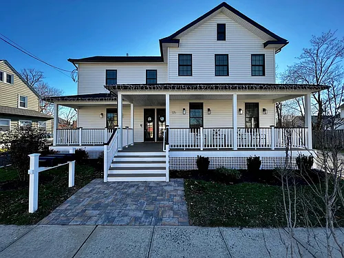 123 Clinton St #B Photo 1