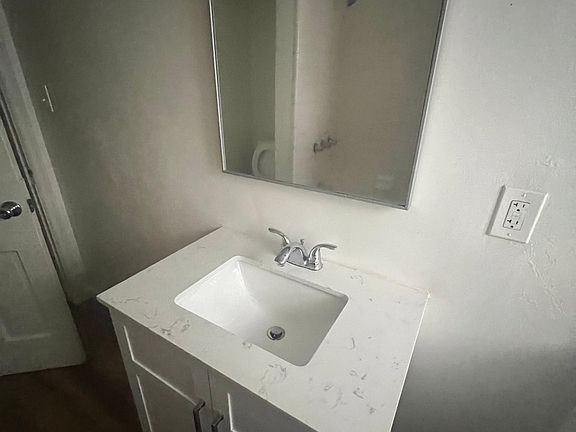 3rd image of 250 Witmer St #250