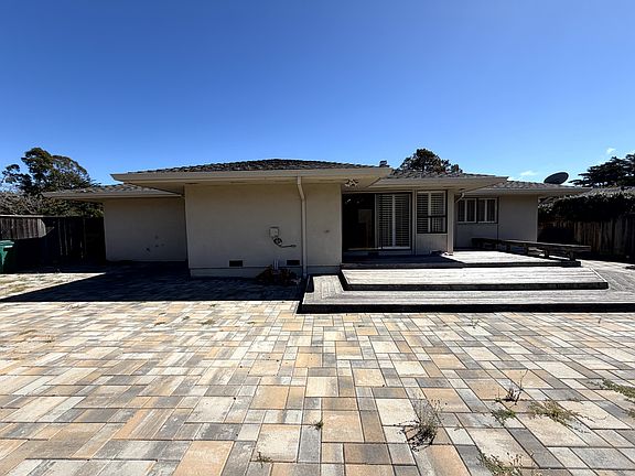 Wide view of the rear patio