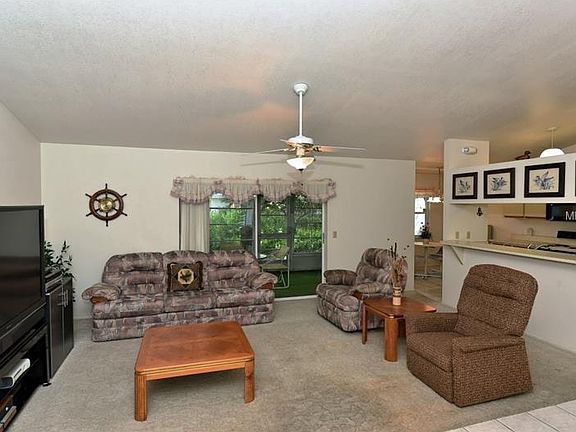 4th image of 2225 Arden Dr