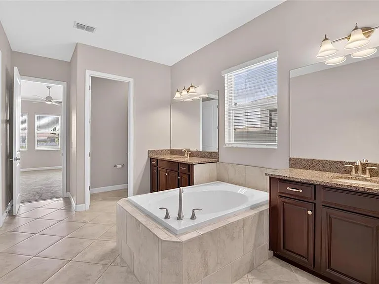 11716 Navajo Sandstone St — Photo 59