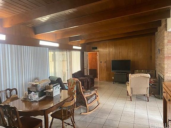 5th image of 8621 Passons Blvd