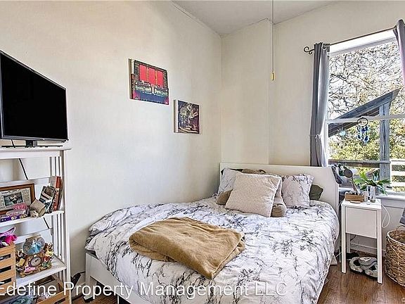 4th image of 2022 W Grace St APT D