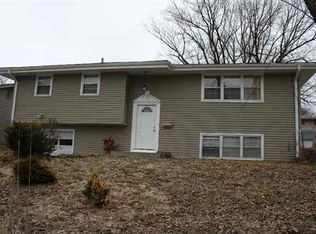 12179 Allan Dr, Omaha, NE 68137
