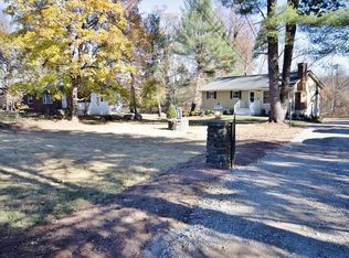 16 Pineview Rd, West Nyack, NY 10994