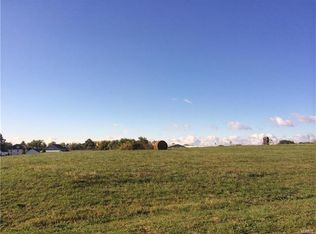 3010 Estate Dr, Waterloo, IL 62298