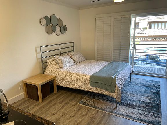 3rd image of 1021 Scott St APT 126
