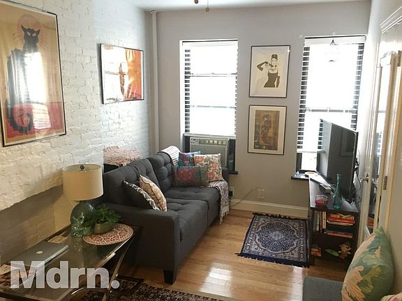 4th image of 450 W 46th St APT 3RE