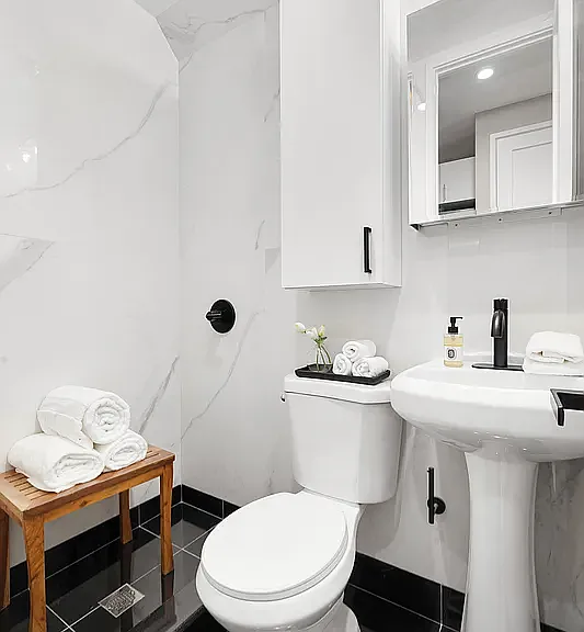 176 Stanton St #1A — Photo 8