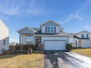 20517 Erie Ct, Crest Hill, IL 60403