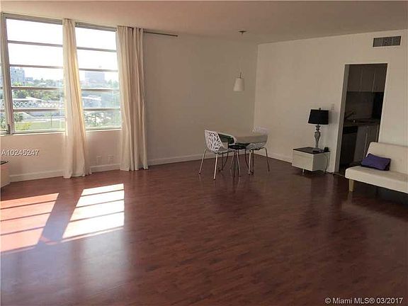 4th image of 1000 West Ave APT 603