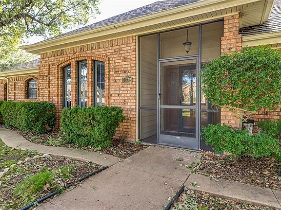 3rd image of 6632 Diamond Ridge Dr