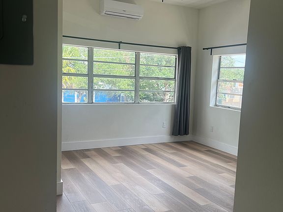 5th image of 108 S Delaware Ave #5