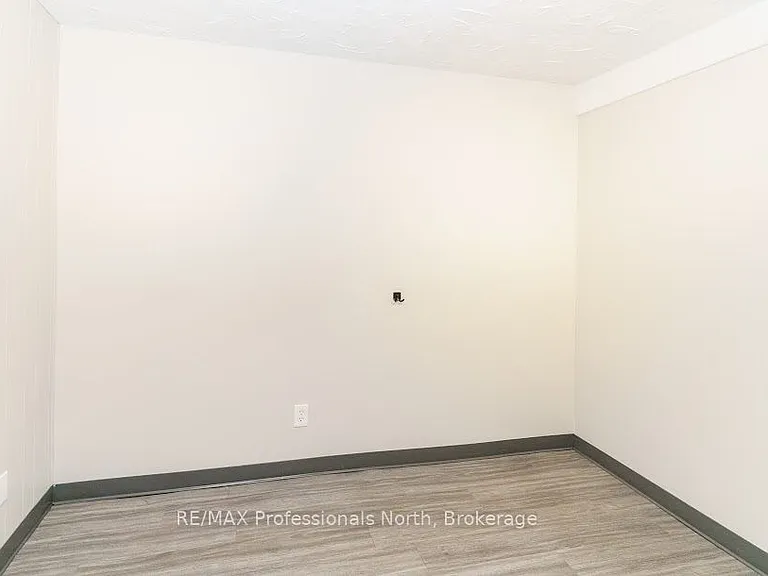 140 Elder St — Photo 19