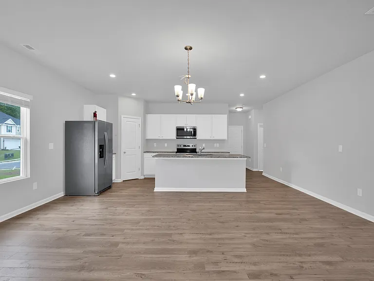 198 Greenoak Trl — Photo 19
