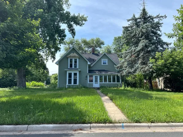 758 Monroe St, Anoka, MN 55303