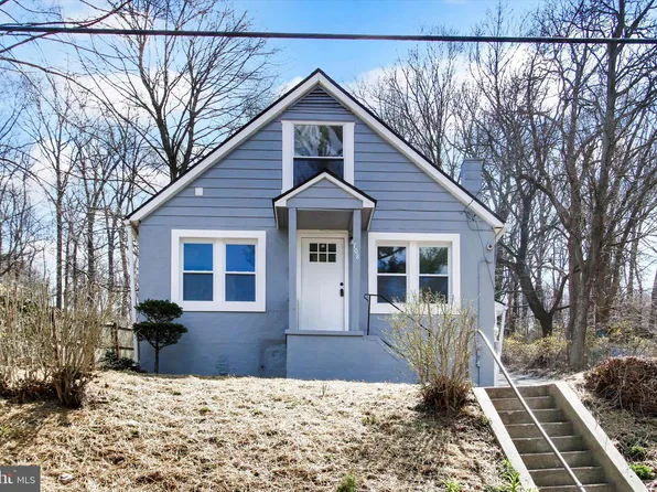 708 Chestnut St, Delta, PA 17314