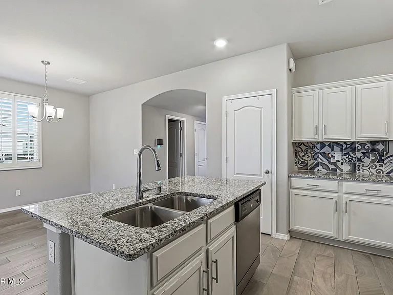 12365 Desert Vista Ave — Photo 10