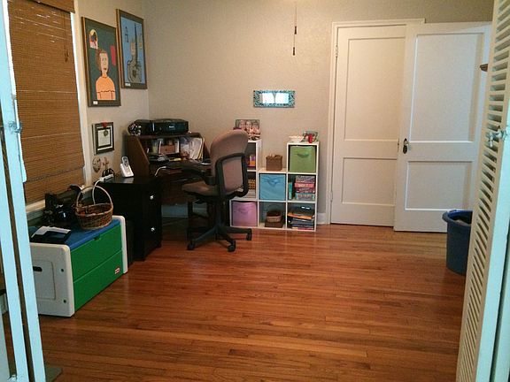 5th image of 317 Breezeway Ave