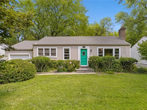 5605 Lowell St, Overland Park, KS 66202