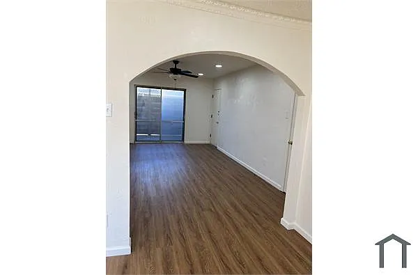 Building Photo - 5805 Birchbrook Dr #101