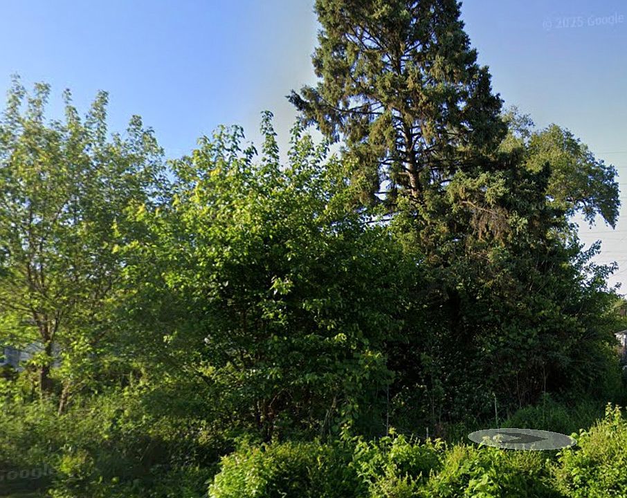 1st image of 10 Edison Rd