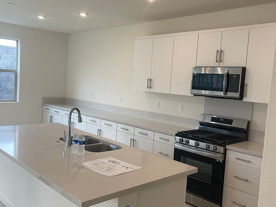 2nd image of 15974 Caterpillar Dr
