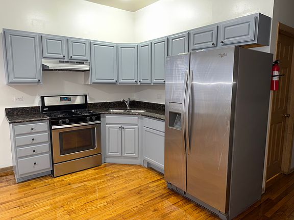 5th image of 1325 S Karlov Ave #3