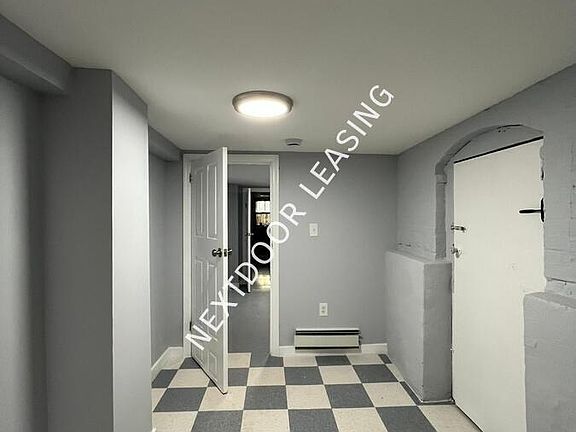 4th image of 8 Saint Pauls Ave #B2m