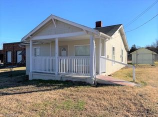 713 Old Thomasville Rd, High Point, NC 27260