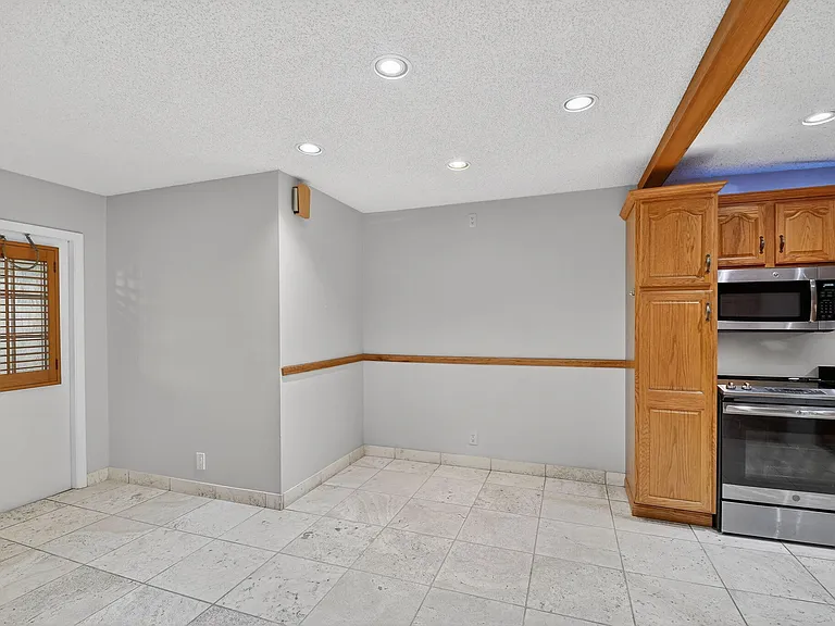 511 Shady Pine Way #D2 — Photo 13