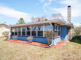 3624 Morgan Dr, Greenville, MI 48838