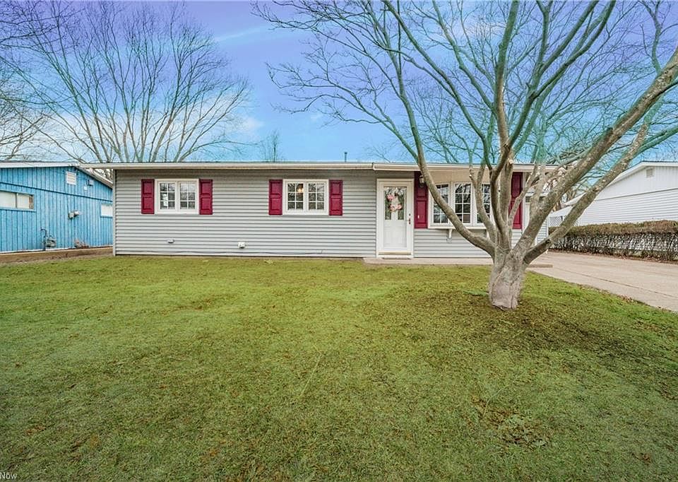 1st image of 1040 Sweetbriar Dr