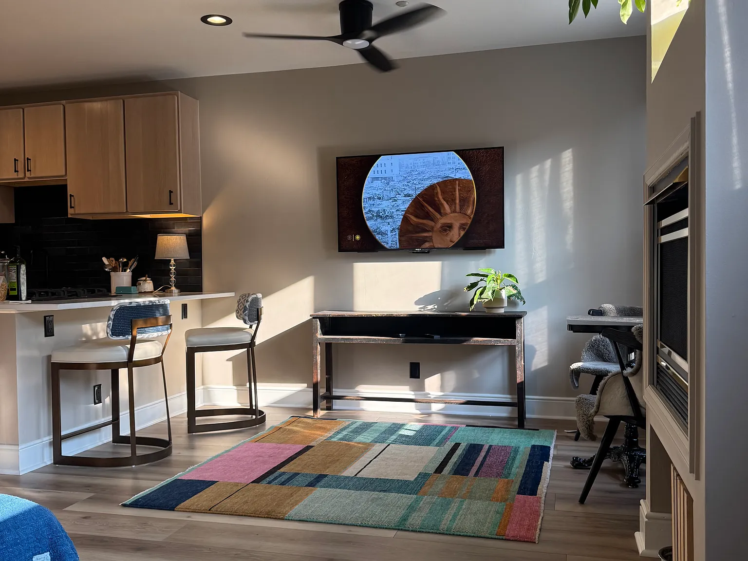 1 bed, 735 sqft, $3,200 — Photo 4