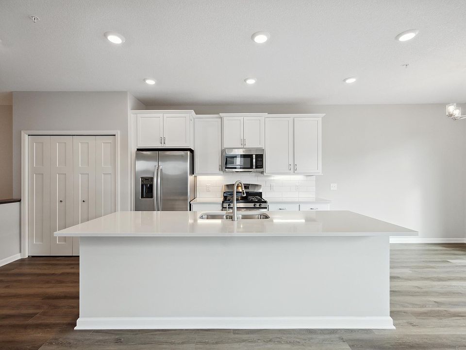 1st image of 8671 London Cir NE #A
