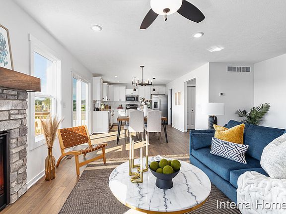 4th image of 8164 Placid Waters Dr #136