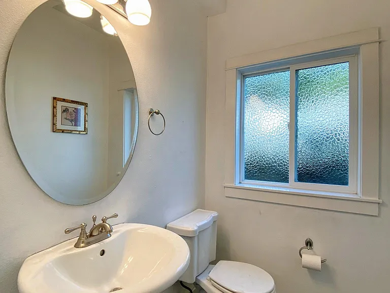 5219 16th Ave SW — Photo 10