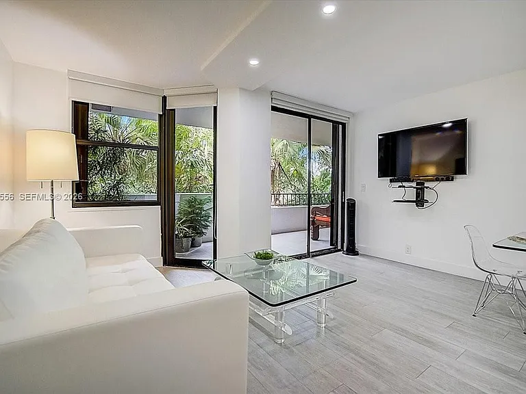 101 E Crandon Blvd #276 — Photo 9