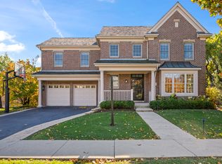 3081 Saratoga Ln, Glenview, IL 60026
