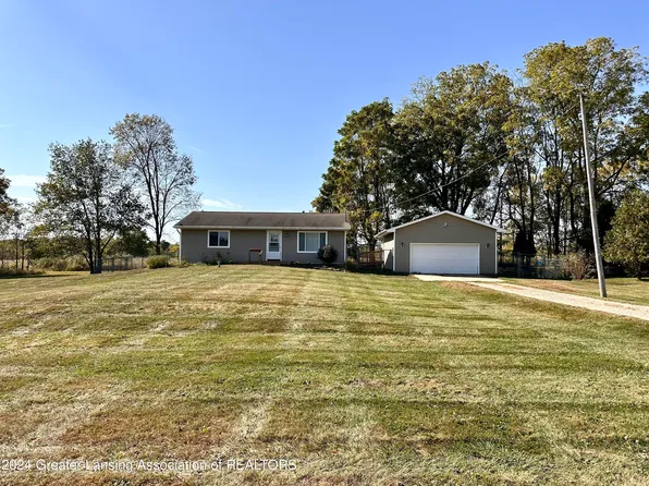 4865 Knapp St, Dimondale, MI 48821