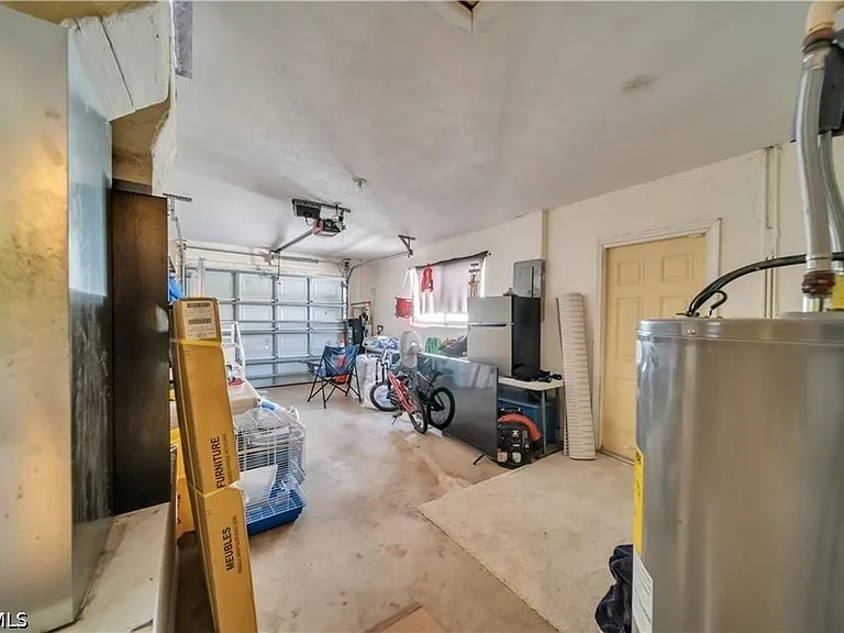 836 SW Trafalgar Pkwy #A — Photo 15