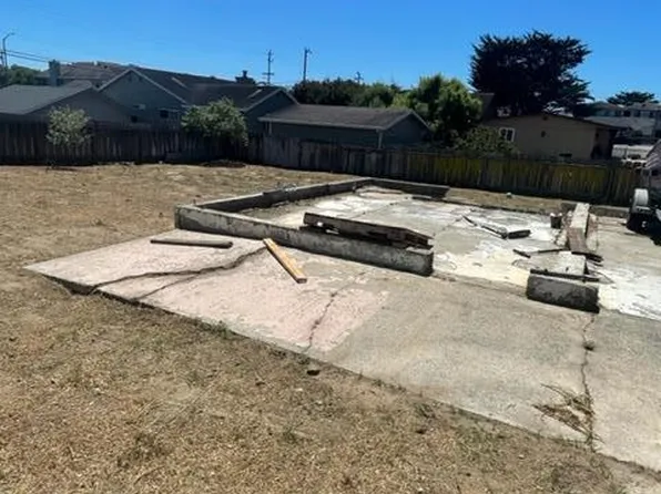 226A;-226B Palm Ave, Marina, CA 93933