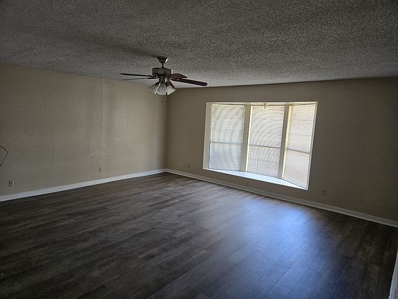 4th image of 5154 Tom Stafford Dr