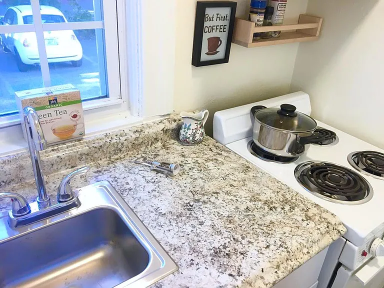 186 Waterman St #4 — Photo 10