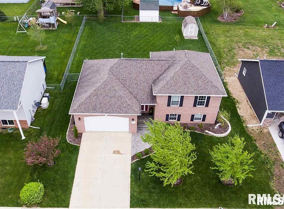 1st image of 2117 Cody Dr