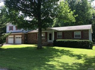 6433 Kathy Dr, High Ridge, MO 63049